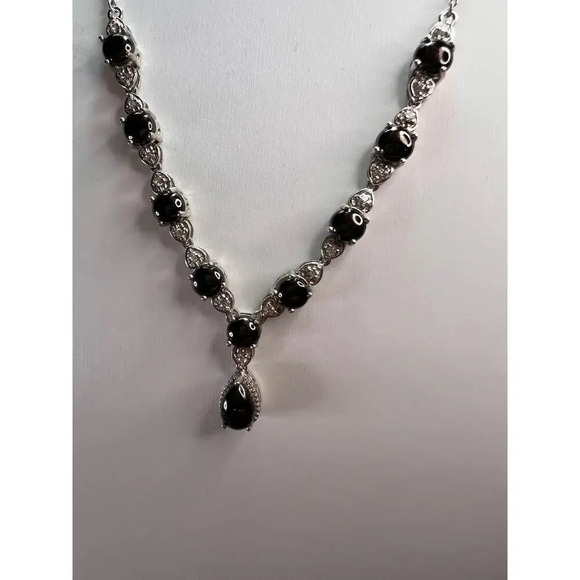Shungite and white topaz necklace in sterling silver - Picture 1 of 11